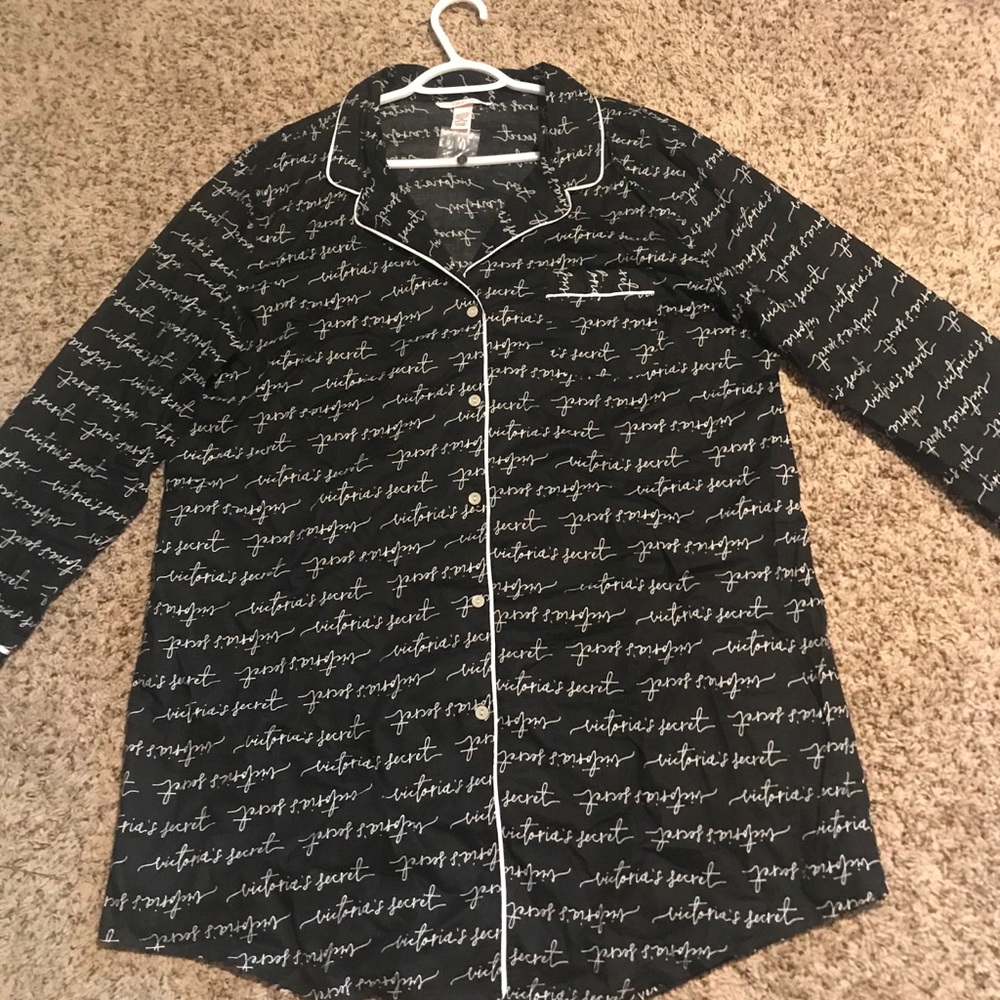 VS   LONG SLEEVE SLEEPSHIRT